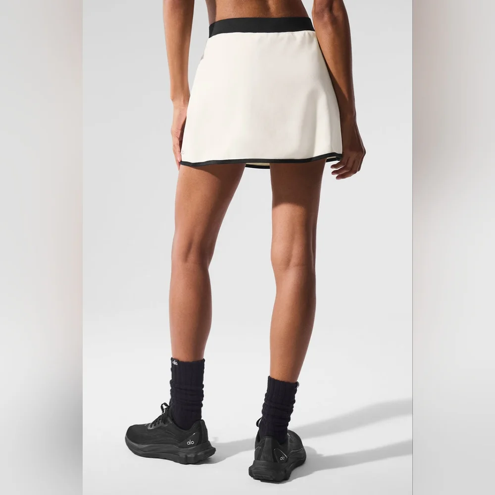 ALO Yoga Cream Mini Skort with Black Trim